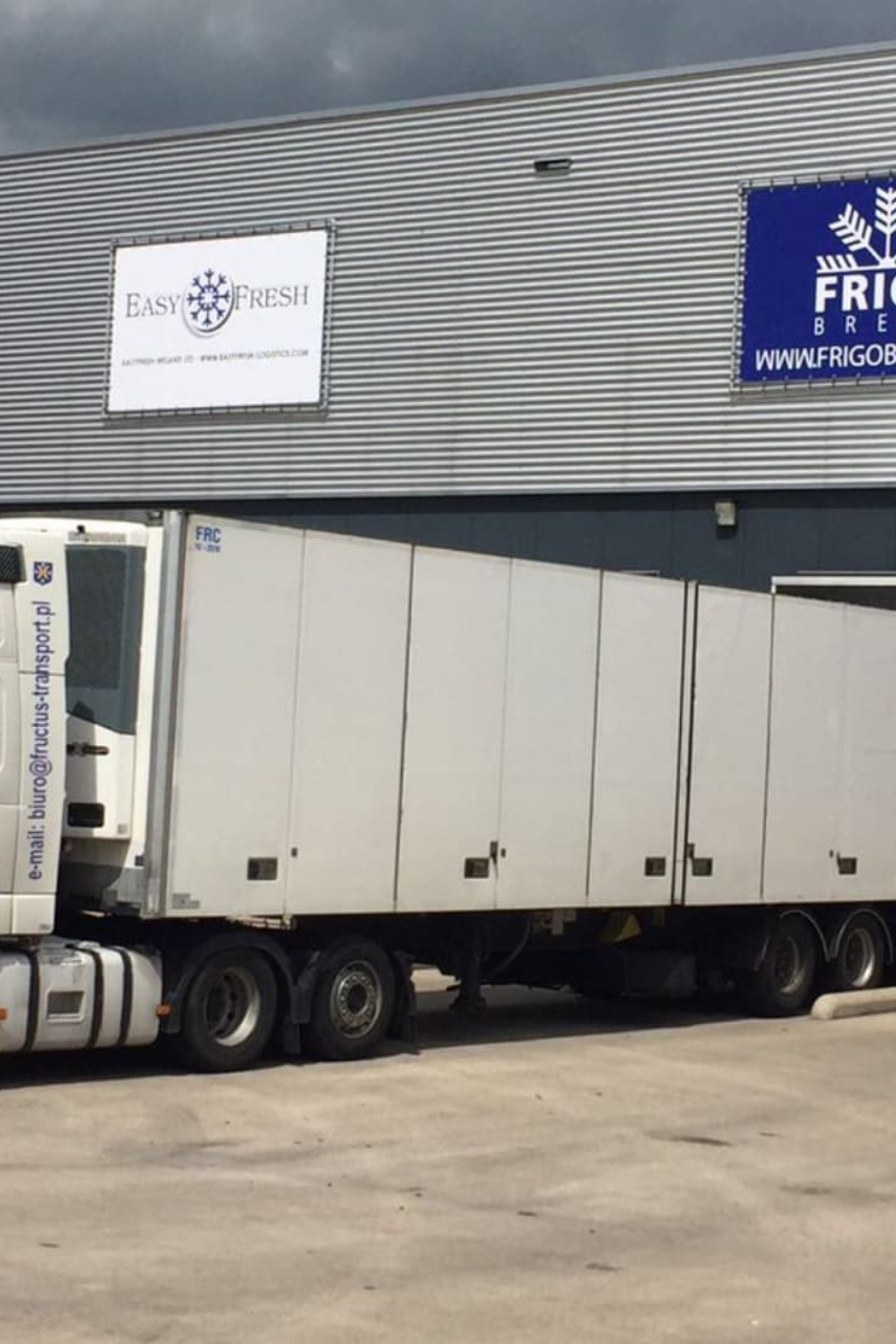 Gevelreiniging Warehouse Frigo Breda